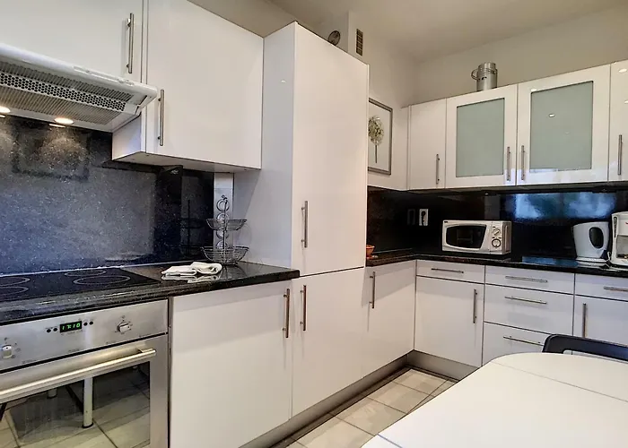 Nestor&jeeves - L'olympic - - Very Close Sea Appartement